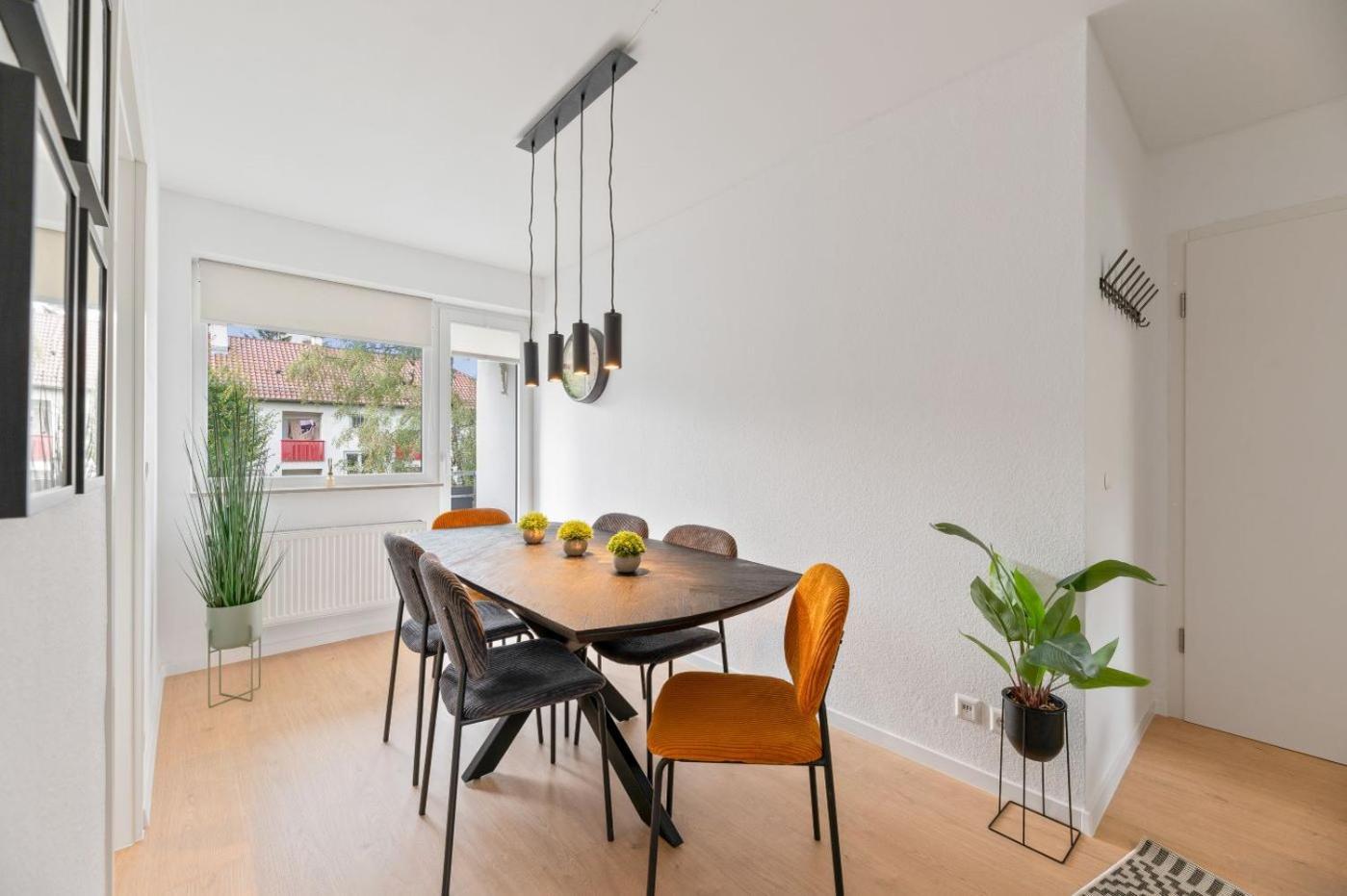 Westside Flat - 5Min To Downtown Daire Ludwigsburg Dış mekan fotoğraf